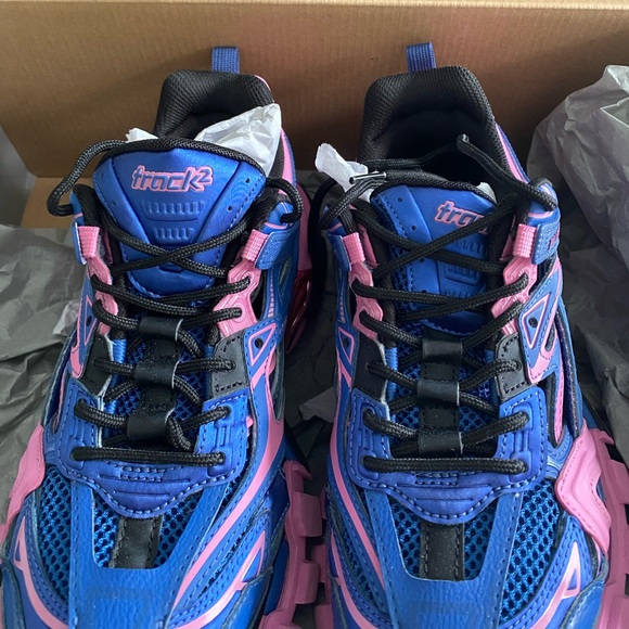 Balenciaga Track 2 Sneakers - Picture 8 of 9